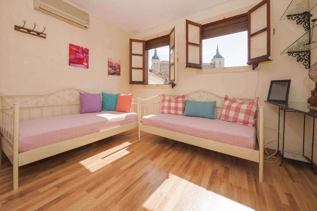 Atico-Terraza Imperial Apartment Toledo Phòng bức ảnh