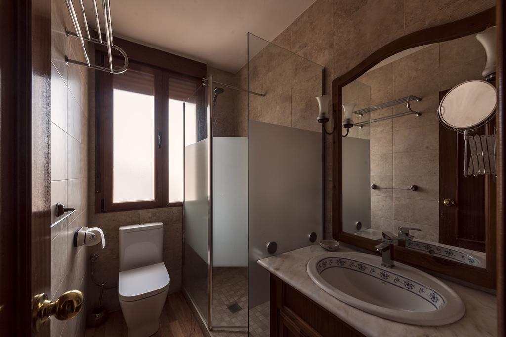 Atico-Terraza Imperial Apartment Toledo Phòng bức ảnh
